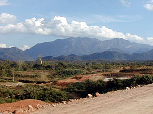
The road to Sayabouri (Photo coutesy of Soua Yang)