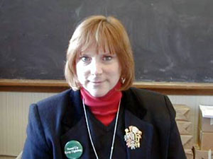 
Audrey Johnson of the Minneapolis school board says she also wants to see all students succeed in the classroom. What she doesn't want is micro-managing from Washington (MPR Photo/Tim Pugmire)