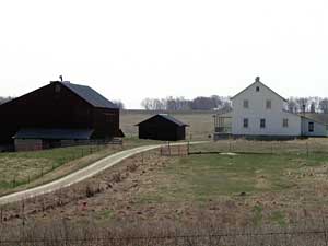 
An Amish farm outside Harmony, Minnesota.  Amish in the area rely on sales of their furniture and other goods to augment their income from farming. (MPR Photo/Rob Schmitz)