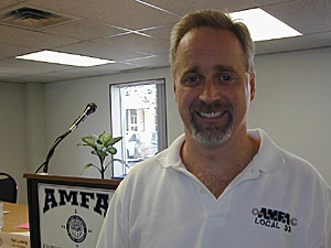 
Aircraft Mechanics Fraternal Association Local 33 President Jim Atkinson says the union's concerns extend to both repair quality and security. "They have complete access to the airline," he says. "They're opening up everything, and that makes us very nervous." (MPR Photo/Jeff Horwich)