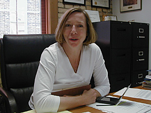 
Pamela Waggoner is a Minneapolis family law attorney who works with parents on both sides of child support disputes.  She says some child support reforms lawmakers have considered would put less pressure on non-custodial parents. (MPR Photo/Jeff Horwich)