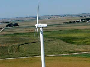 
Windmills have been replaced by towering, high-tech wind turbines that can produce far more electricity, even when the wind is light. (MPR Photo/Mark Steil)
