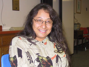 
Poly Fay, facilitator of Mujeres Hispanas in Accion (Hispanic Women in Action), tells the story of her connection to Neighborhood House. Listen to her interview by selecting the audio link. (MPR Photo/Laura McCallum)