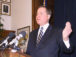
Attorney General Mike Hatch says he doesn't think the proposals get at the immediate problem.   (MPR Photo/Laura McCallum)