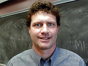 
St. Cloud State University professor Mark Partridge says striking workers have plenty of issues to consider before going on strike.  He says they have to plan on losing their wages for a while, and possibly losing their jobs if they're replaced.  (MPR Photo/Tim Post)