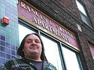 
The Skinner Apartments are subsidized, low-income housing. Paul Ojanen used to be the manager.
 (MPR Photo/Chris Julin)