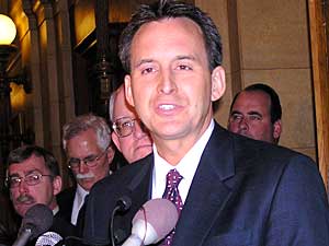 
Gov. Pawlenty sent a letter to senators this week, saying the capital investment bill shouldn't be any larger than the $760 million package he proposed, and that he won't sign a bonding bill until the Legislature passes a budget balancing plan. (MPR Photo/Laura McCallum)