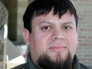 
Mexican-born Rafael Espinosa is a Twin Cities immigrant labor activist.  He says Fox hasn't done enough to support Mexican immigrants in the U.S. (MPR Photo/Marisa Helms)