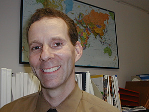 
Bob Isaacson is the director of the Office of Research and Analysis at the Minnesota Department of Employment and Economic Development.  He says even exports like Guidant's, many of which ultimately come back to the U.S., are a boost to the state economy. (MPR Photo/Jeff Horwich)