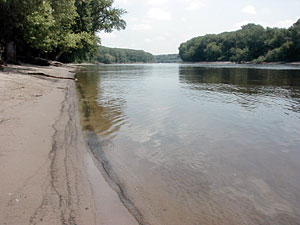
Thirty years of cleanup has improved water and beach at Hidden Falls Crosby regional park minutes away from downtown St. Paul (MPR photo/Dan Olson)
