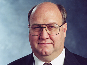 
Economist and columnist Edward Lotterman says its something of a point of honor among economists to disabuse students and others of the common notion that politicians have much control over the economy's ups and downs.  More information at Lotterman's collected columns are at <a href="http://www.edlotterman.com">EdLotterman.com</a>. (Photo courtesy of Edward Lotterman)