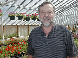 
Rick Morris owns and runs <a href="http://www.wasecafloral.com">Waseca Floral</a> in the soutern Minnesota town.  As something of a luxury item, Morris says business is still hurting but he is starting to feel the recovery. (MPR Photo/Jeff Horwich)