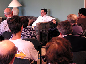 
Roger Brokaw recently shared some of his Iraq stories with residents of his Minneapolis apartment complex.  (MPR Photo/Lorna Benson)