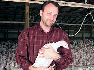 
Turkey farmer Torry Norling says most turkey producers are more than willing to cooperate with the state's avian flu  surveillance program. (MPR Photo/Lorna Benson)