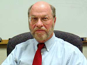 
Michael Kanner, the head of the MPCA's Superfund division, expresses some regret that his agency took so long to study fluorochemicals. "There was no evil intent. ... In retrospect, we wish we had probably started earlier," he says. (MPR Photo/Mike Edgerly)