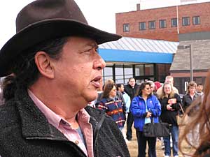 
Bob Shimek organized the interfaith prayer service in Bemidji. Shimek says the prayer circle is a way to bring the community, Indian and white, together. (MPR Photo/Bob Reha)
