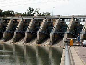
Gavin's Point dam is one of six huge dams that control the water levels on stretches of the Missouri River in Iowa, Missouri and Nebraska.  

 (MPR file photo)
