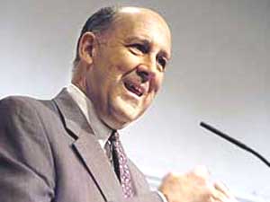 
Wisconsin Gov. Jim Doyle, a Democrat who neither hunts nor owns a cat, says the cat hunting proposal is going nowhere. "What it does is sort of hold us up as a state that everybody is kind of laughing at right now."  (Photo by Jeff Miller, courtesy of University of Wisconsin-Madison)