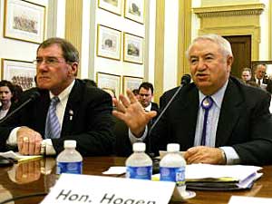 
Minnesota's U.S. Attorney Tom Heffelfinger, left, told the committee theft and fraud at Indian casinos nationwide is underreported. On the right is Philip Hogen, chairman of the National Indian Gaming Commission. (Photo by Joe Raedle/Getty Images)