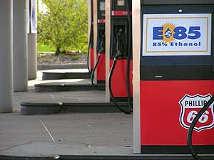 
The E85 pump at the Luverne Pump 'N Pak.  Flex fuel vehicles can use the fuel that's 85 percent ethanol, 15 percent gasoline. (MPR Photo/Mark Steil)