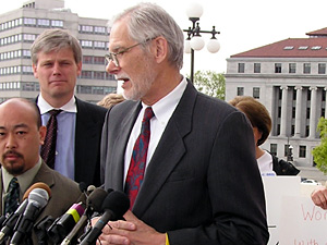 
Rep. Tom Huntley, DFL-Duluth,  says MinnesotaCare  cuts and payment cuts to hospitals would be a "double whammy" on the state's hospitals. (MPR Photo/Tom Scheck)