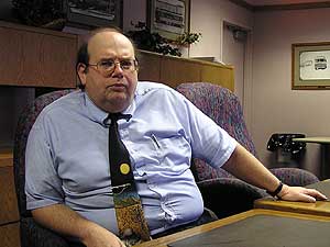 
Jim Heilig directs the Duluth Transit Authority, which runs scheduled passenger bus service in Duluth and Superior.  The DTA is co-sponsoring a one-week demonstration project with commuter rail. (MPR Photo/Bob Kelleher)
