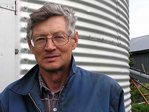 
John Remmele farms near Echo, Minn.  His organic crops include corn, soybeans and wheat.   (MPR Photo/Mark Steil)