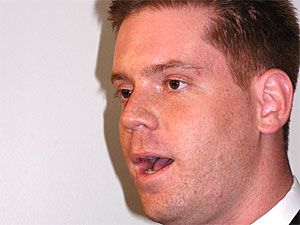 
Gov. Pawlenty's spokesman Brian McClung criticized the Democrats for "continued delays and stall tactics."  (MPR Photo/Tom Scheck)