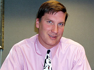
Human Services Commissioner Kevin Goodno says people who receive subsidized medical care will continue to receive care as long as they continue to pay their premiums. But he says the state will not accept any new MinnesotaCare applications after July 1.   (MPR file photo)