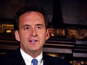 
Gov. Tim Pawlenty held a news conference on Wednesday.  (MPR Photo/Michael Khoo)