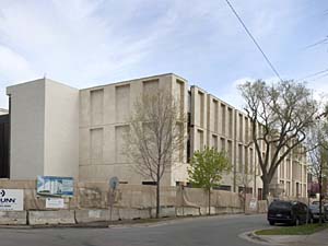 
An exterior view of the new wing of the Minneapolis Institute of Arts. The expansion will allow the museum to show 40% more artwork at any time. (MPR Photo/Marianne Combs)