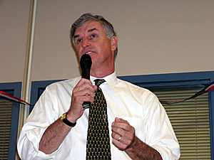 
Hennepin County Commissioner Peter McLaughlin says he's been a long-time advocate for low bus fares and affordable housing.  (MPR Photo/Tom Scheck)