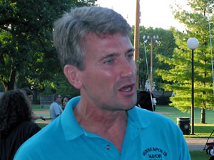 
R.T. Rybak questioned the timing of McLaughlin's vote and a fundraiser that bar and restaurant owners attended.   (MPR Photo/Tom Scheck)
