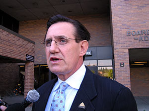
Randy Kelly said he's looking forward to the race with Coleman.  (MPR Photo/Laura McCallum)