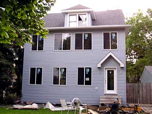 
Josephine Ruiz rents the lower level of this duplex in West St. Paul.  (MPR Photo/Lorna Benson)