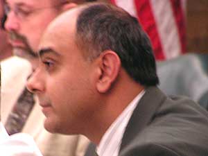 
Sen. Satveer Chaudhary expressed frustration that MPCA Commissioner Sheryl Corrigan did not attend the hearing. He said Corrigan's absence was at best, rude, and at worst, a shirking of her responsibility as commissioner.  (MPR Photo/Elizabeth Tannen)