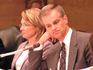 
Committee chairman Sen. John Marty acknowledged the committee can't do much more than bring pressure on the MPCA to change the way it treats employees like Fardin Oliaei. 
 (MPR Photo/Elizabeth Tannen)