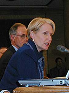 
MAC chairwoman Vicki Tigwell says the new runway will help MSP attract air travel business from O'Hare in Chicago. (MPR file photo)