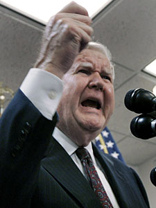 
Rep. John Murtha (D-PA) speaks to reporters on Capitol Hill on Thursday November 17, 2005 in Washington DC.  (Photo by Mark Wilson/Getty Images)
