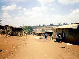 
The residents of Kibera live a harsh existence and many struggle daily to find food and water. (Photo: Jonah Eller-Isaacs)