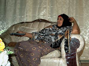 
Anab says she's chased drug dealers away, but some don't pay any attention (MPR photo/Sea Stachura)