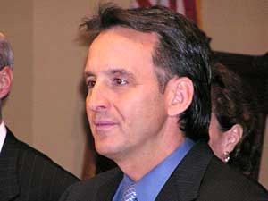 
Gov. Pawlenty says naming a supreme court justice is one of the most important decisions he can make. "We want and need people in these positions that are fair and balanced, and have a life perspective that is appropriate and measured," said Pawlenty. (MPR Photo/Tom Scheck)