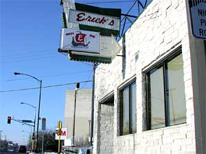 
Sgt. Vick was shot and killed in May, 2005, behind this St. Paul bar, while he was working undercover.   (MPR Photo/Elizabeth Stawicki)