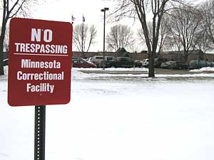 Mpr To Fence Or Not To Fence The Shakopee Women S Prison
